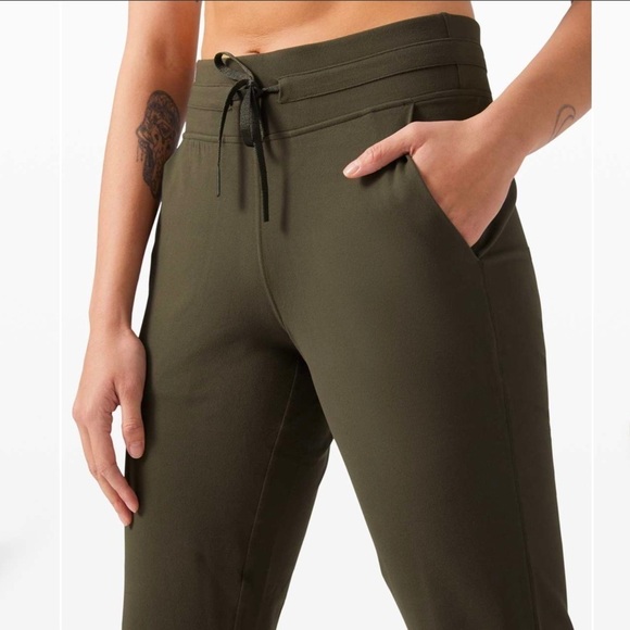 EUC - Lululemon Ready To Rulu Pant 29” - Dark Olive - Size 4 - Picture 3 of 7